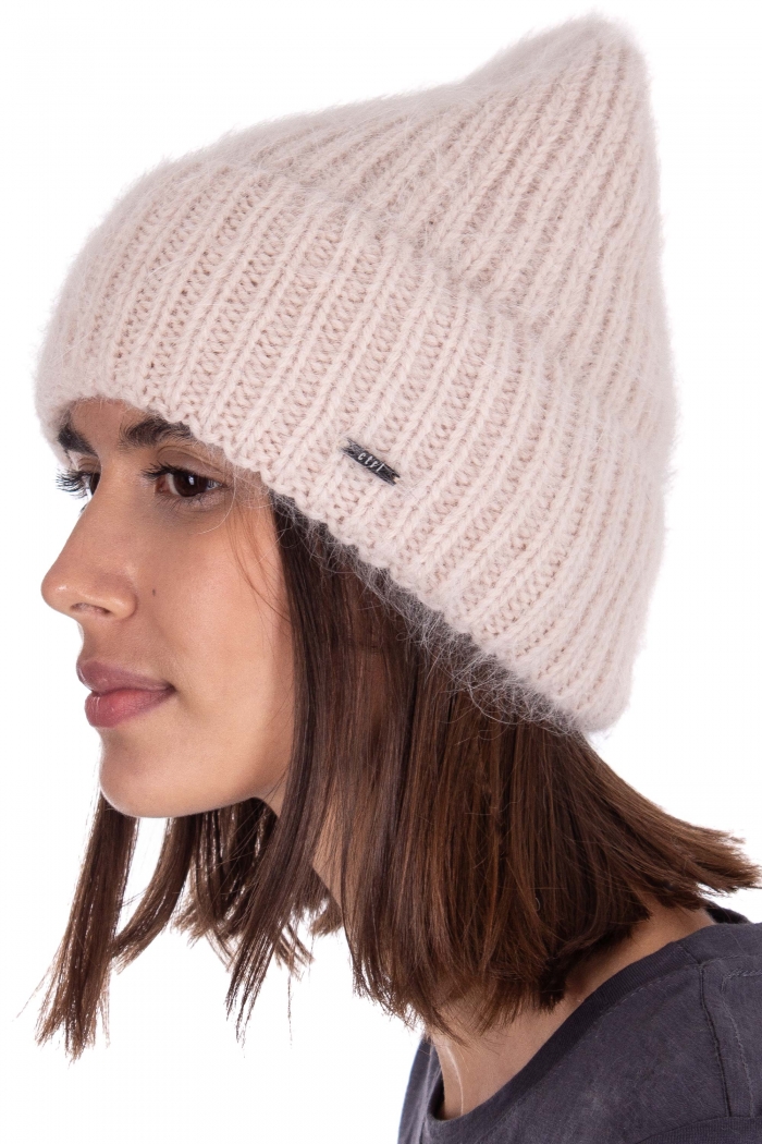 Mu hat